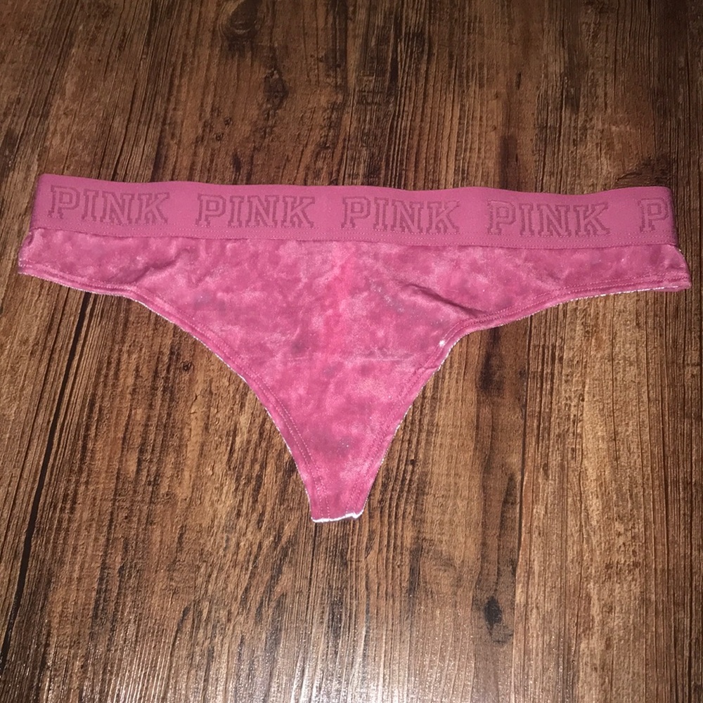 NEW VS PINK VELVET PANTY (NO TAG)